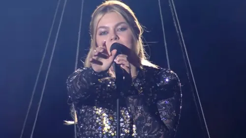 Louane chantera le titre « Maman » à l’Eurovision