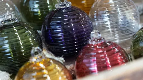 Grip : la boule de Noël 2025 de Meisenthal