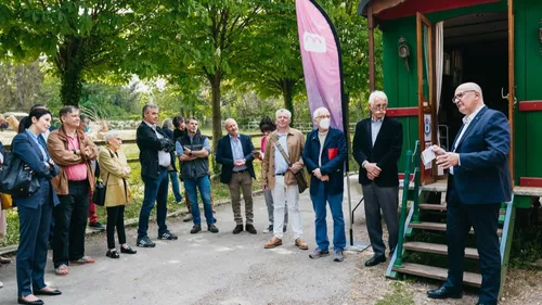 Une biblio-verte de 600 ouvrages au zoo de Mulhouse