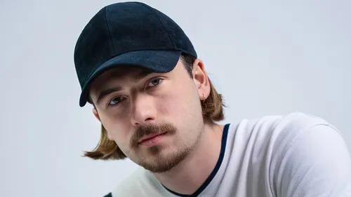 Star Ac : le premier single de Pierre sur Top Music