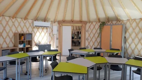 A Niedernai, on fait cours dans une yourte ! 