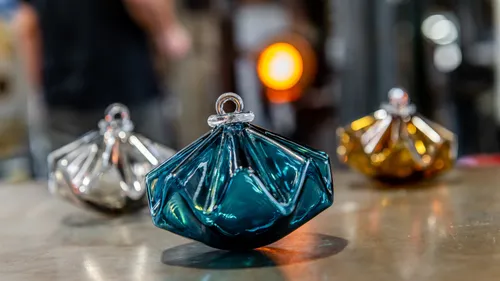 Voici Stella, la boule de Noël 2023 de Meisenthal