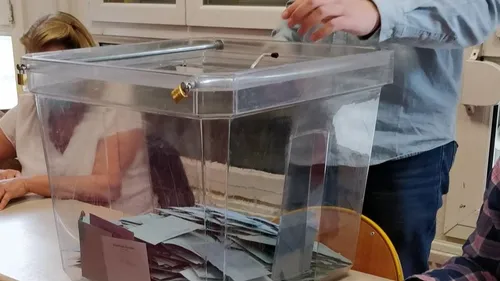 Présidentielle : Emmanuel Macron et Marine Le Pen au second tour 