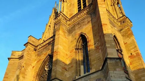 Colmar : la place de la Cathédrale devient un lieu de fouilles...