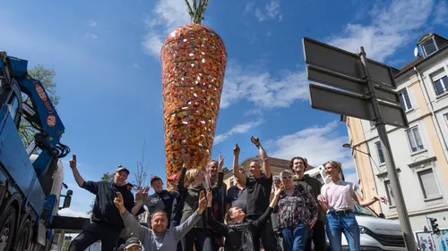 Une carotte géante installée à Mulhouse