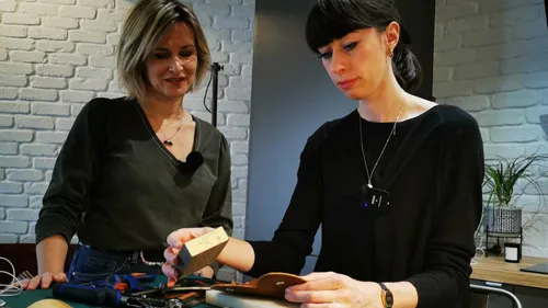 Estelle Challenge : une pochette alsacienne en cuir upcyclé