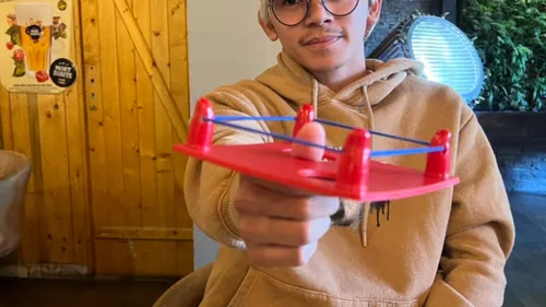 Le Tik-Tokeur des combats de pouces 