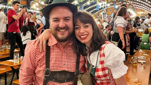 Charly et Estelle en direct de Munich pour la fête de la bière 