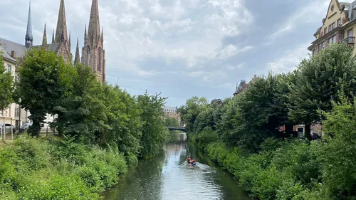 Canicule : attention aux risques des baignades sauvages