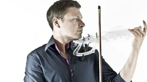 Béziers : des luthiers du XXIe siècle impriment des violons en 3D...