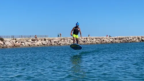 La Grande-Motte : découvrez l'e-foil : une nouvelle sensation de...