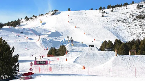 Pyrénées-Orientales : Font-Romeu Pyrénées 2000 ouvre l’intégralité...