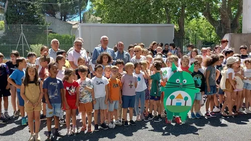 Narbonne : les élèves impliqués pour la désimperméabilisation des...