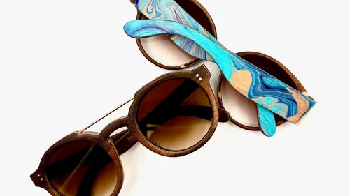Narbonne : des lunettes en bois taillées comme des pièces d’orfèvrerie