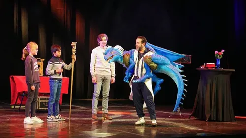 Avignon Off. DBZ, magie et dragon géant : le « Magicien Galactique...