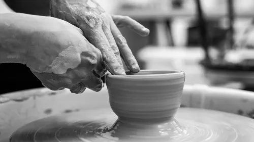Occitanie : cet été, la création s'expose dans les ateliers d'artisans