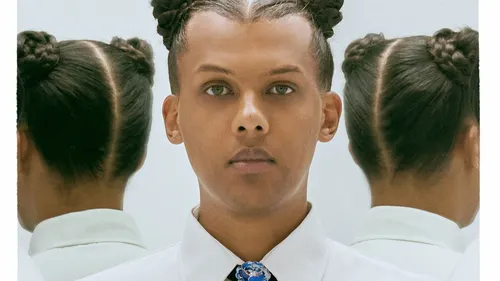 Stromae signe son retour avec "Santé"