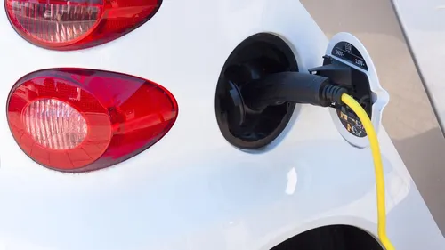Bornes de recharge électrique : le grand casse-tête des tarifs