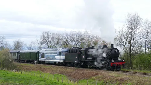 Insolite : un voyage Nîmes-Sète en train à vapeur !