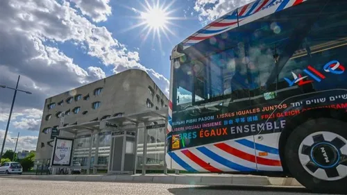 Bustram A : Ce qu’il faut savoir sur le nouveau super-bus de...