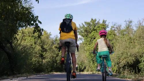 5 idées de balades à vélo en famille autour du Golfe du Lion