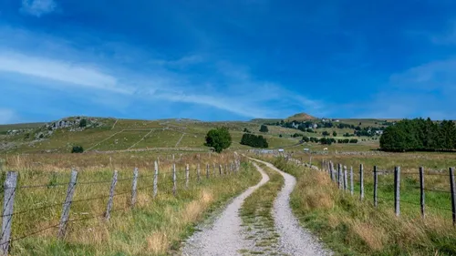Ça vaut le détour : Trois journées de randonnée en Lozère