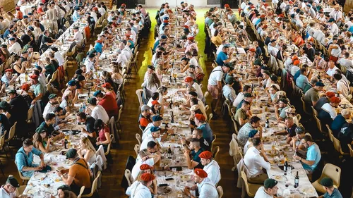 Près de Rennes, un fest-noz solidaire en réponse au banquet du...