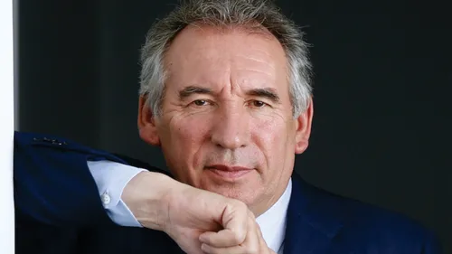 François Bayrou face à l’exercice délicat du discours de politique...