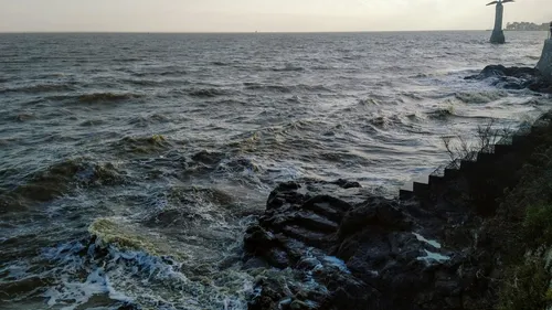 Tempête Aurore : jusqu'à 137 km/h de vent près de Saint-Nazaire,...