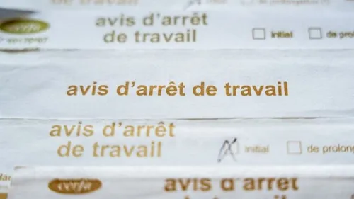 Arrêts maladie : le gouvernement dégaine un “bouton d’alerte” pour...