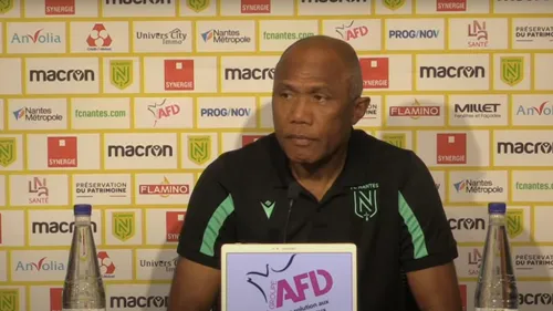 Antoine Kombouaré confirme qu'il reste au FC Nantes