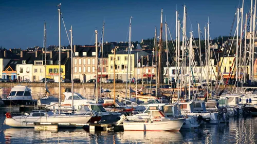 Airbnb : grâce à la taxe de séjour, des millions d’euros pour les...