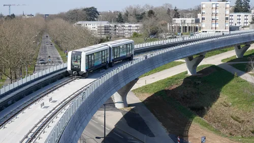 Rennes : plus de 120 000 voyageurs pour l'inauguration de la ligne...