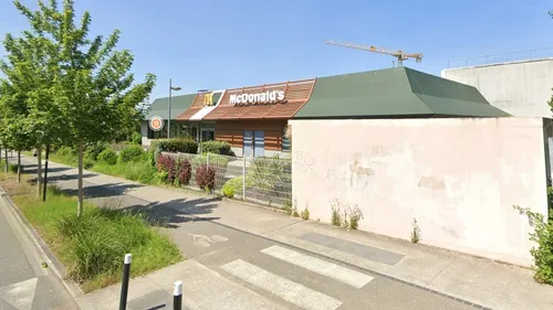 Saint-Herblain : un incendie ravage un restaurant Mc Donald's