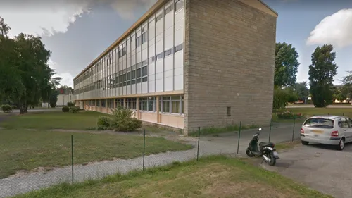 Saint-Gildas-des-Bois : un collège confiné, un homme recherché