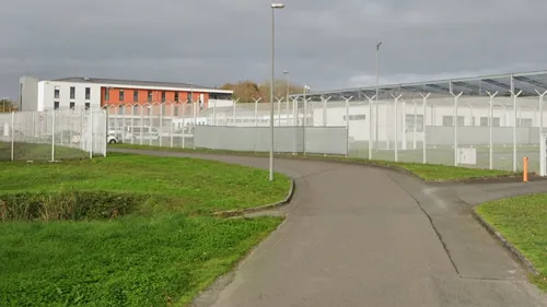 La France a expulsé une centaine de ressortissants étrangers la...