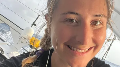 Vendée Globe : la benjamine de la course Violette Dorange a été...