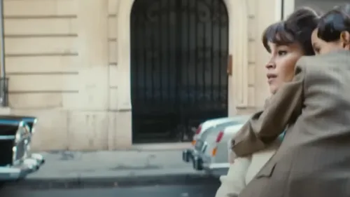 Cinéma : Leïla Bekhti et Jonathan Cohen dans "Ma mère, Dieu et...