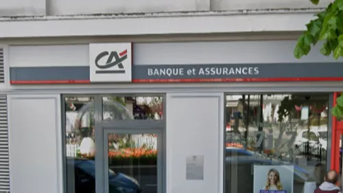 Le Crédit agricole convoqué devant la justice pour blanchiment de...