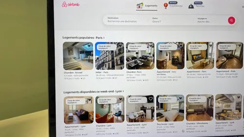 Airbnb est présent dans plus de 80% des communes françaises, selon...