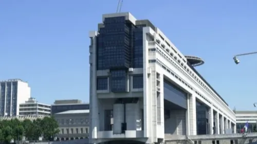 13 335 millionnaires sans impôt sur le revenu : la note de Bercy...