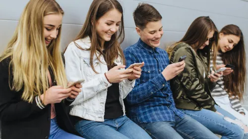 PNJ, cringe, aura +1000… Petit guide pour comprendre le langage des...