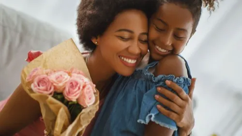 Fêtes des Mères 2026 : ce dimanche on célèbre les mamans, mais d'où...