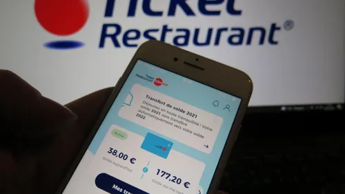 Tickets resto 2025 : attention, le papier peut être perdu, la carte...