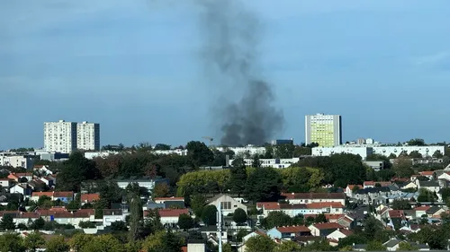 Saint-Herblain : spectaculaire dégagement de fumée après un...
