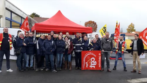 Les facteurs et factrices de Saint-Julien-de-Concelles en grève...