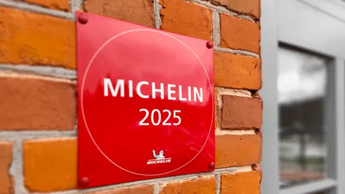Guide Michelin 2025 : qui sont les nouveaux étoilés en Bretagne et...