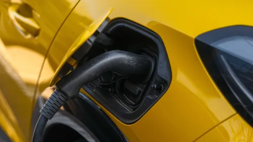 Voiture électrique d’occasion : une nouvelle aide financière lancée...