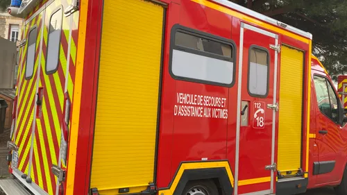 Un homme meurt, percuté par une voiture sur l'autoroute A11 à...