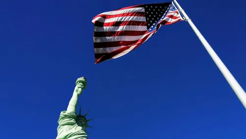 Réseaux sociaux, téléphones, famille : ce que les touristes...